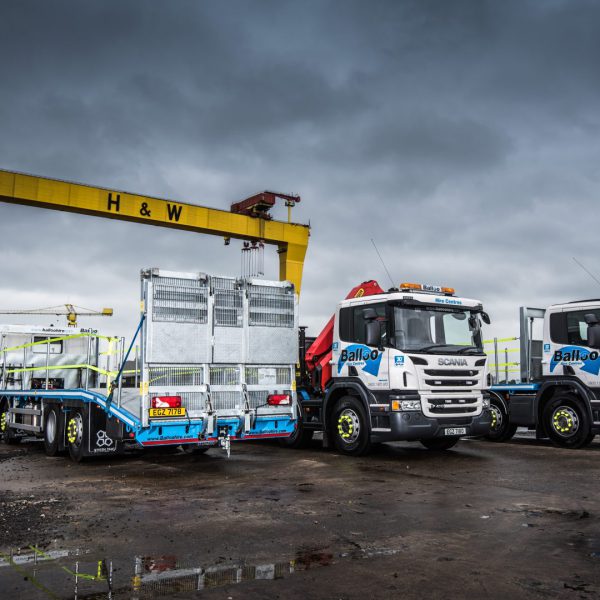 Sterling Balloo Hire double-flip beavertail truck